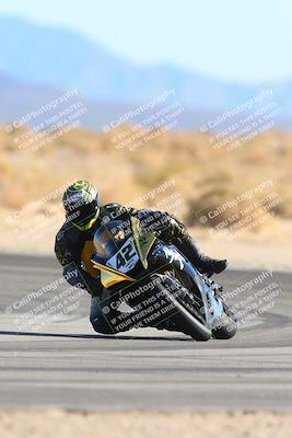 media/Jan-10-2025-CVMA Friday Practice (Fri) [[489e0da257]]/Group 4 and Trackday/Session 4 (Turn 16)/